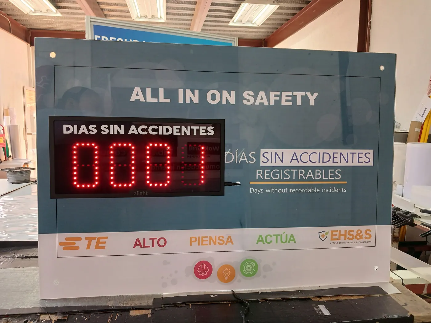 Days without accidents counter board