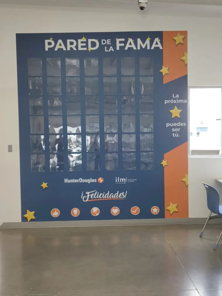 Pared de la fama impresa para reconocimiento interno