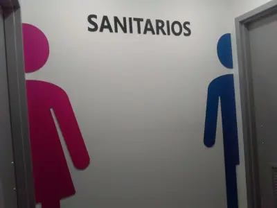 Restroom identification vinyl